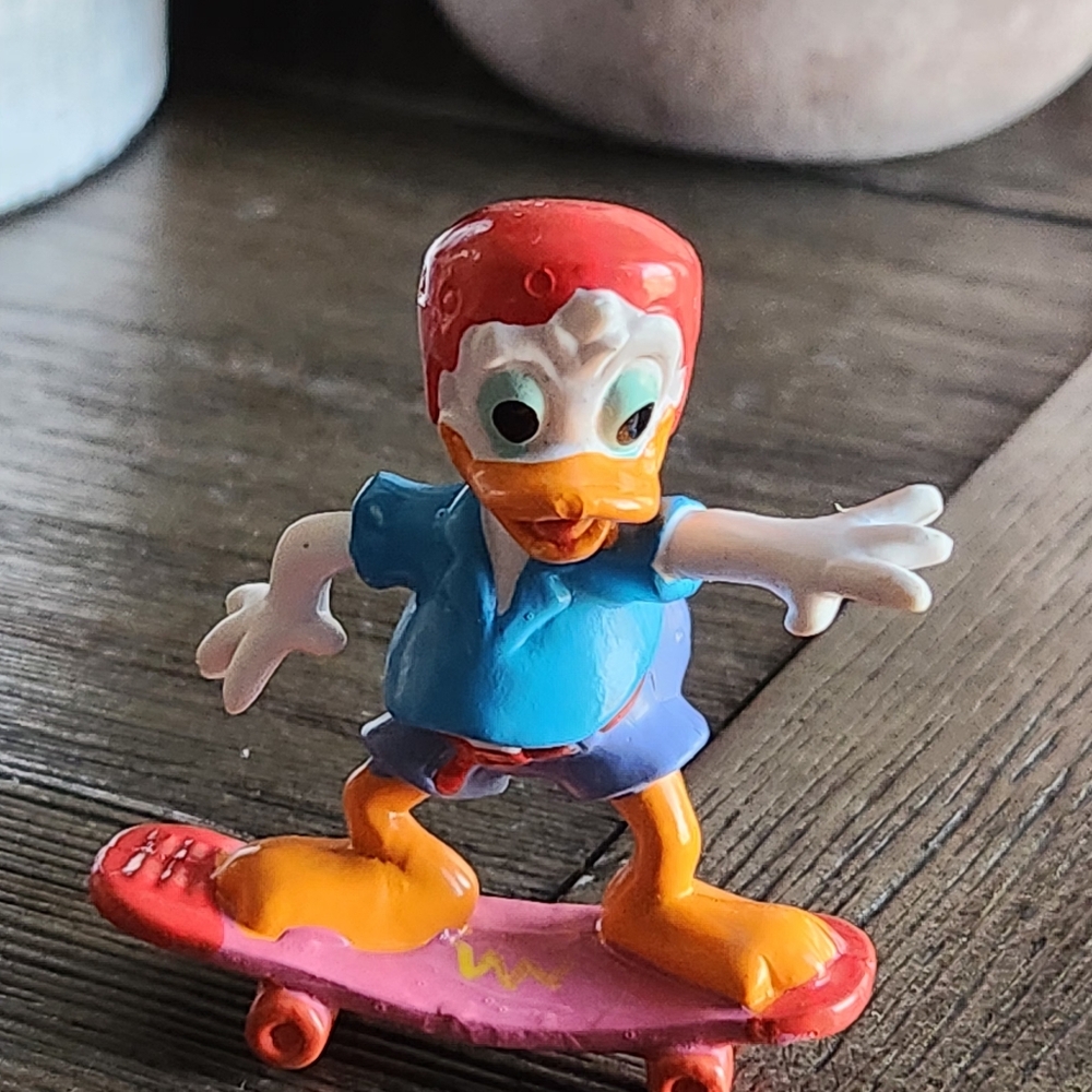 Walt Disney Donald Duck On A Skateboard PVC Figure Applause 1986 NEW UNUSED